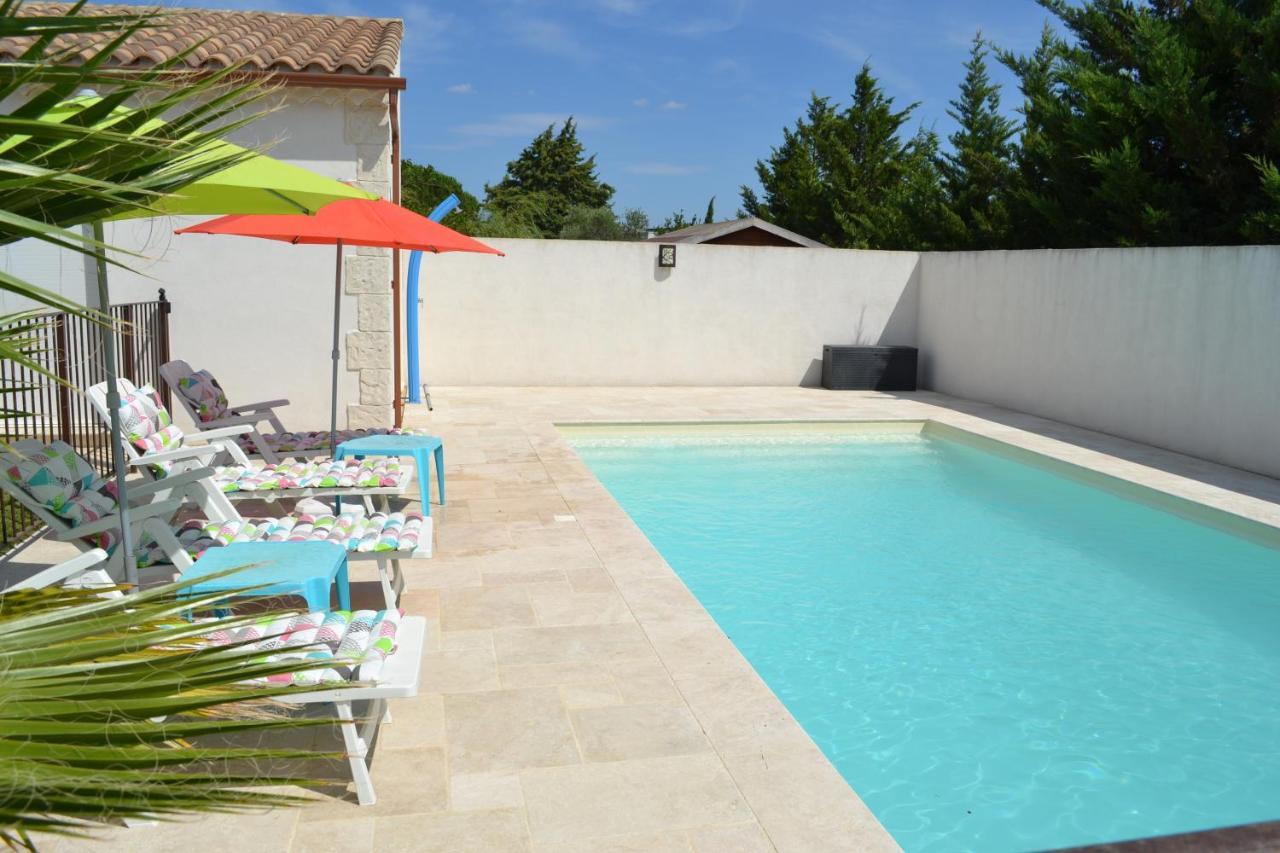 Joli Appartement Au Calme Entre Nimes Et Avignon Meynes 外观 照片